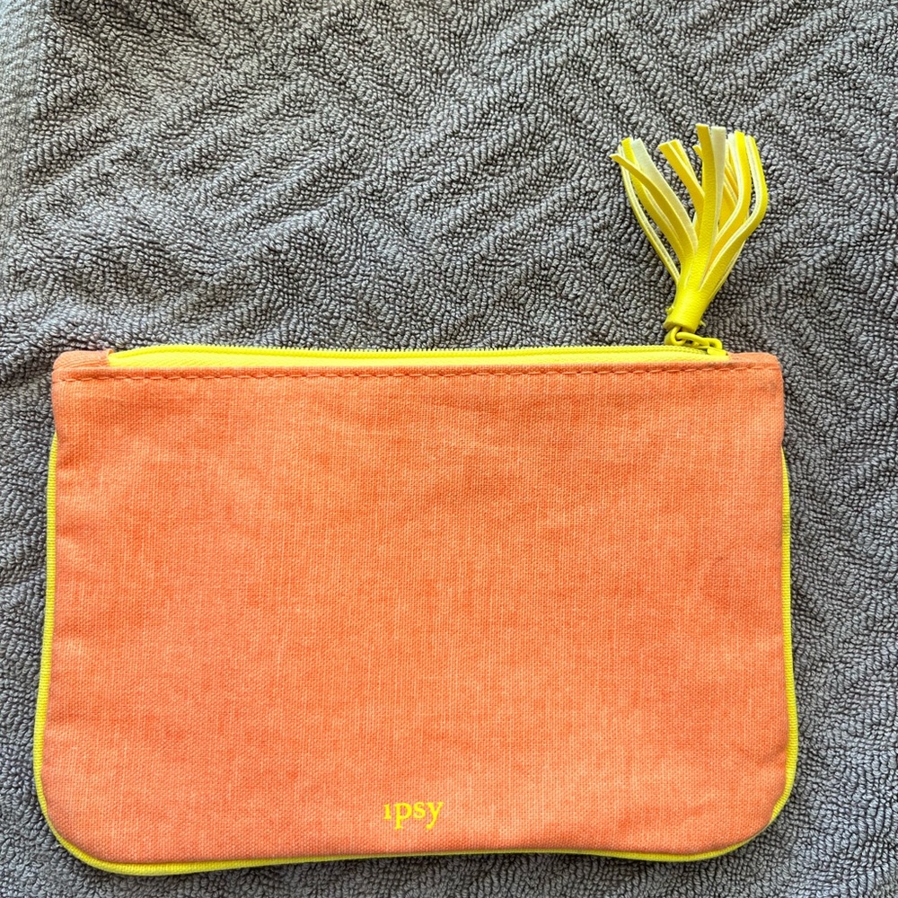 ✨10 for $15✨ cute orange and yellow makeup bag